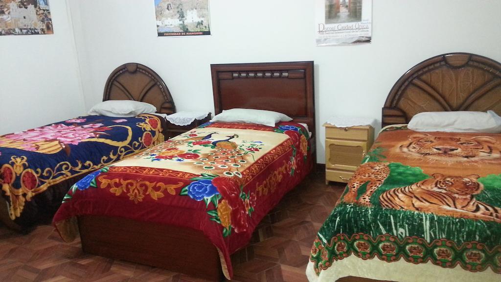 Hostal Villa Imperial Yunguyo Phòng bức ảnh